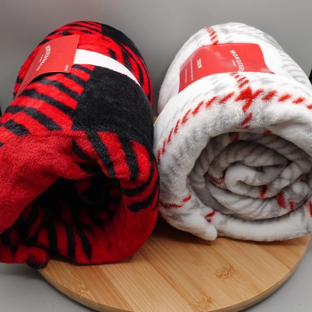 NEW Wondershop 2PC Throw Gift Blanket Christmas Holiday 50x60in Plaid Plush Soft